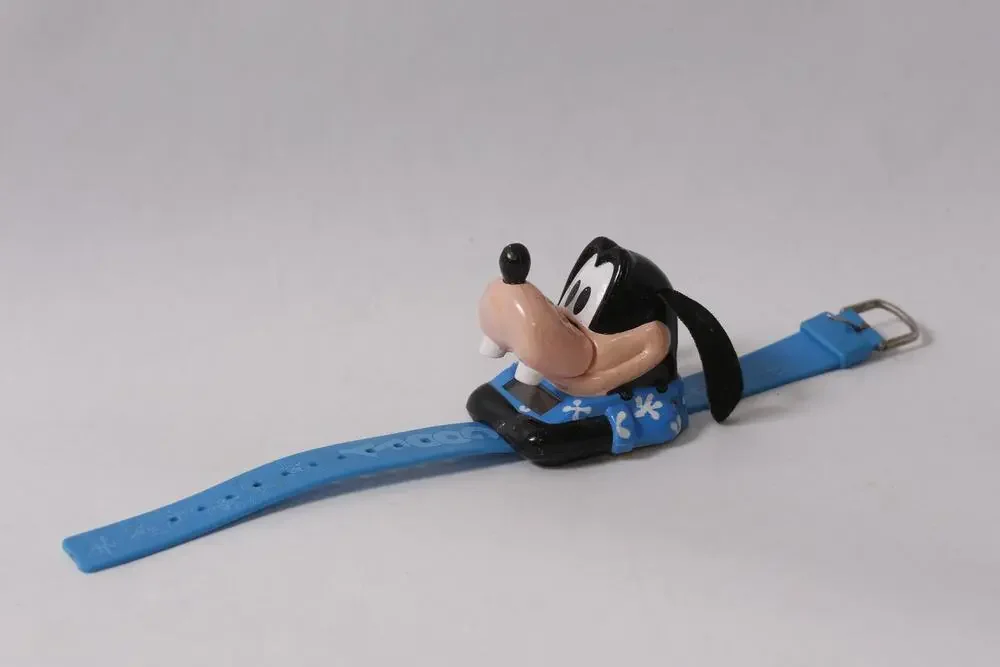 1990s Disney Goofy Talking Time Watch Sounds Fun ~ 260806-WH 528